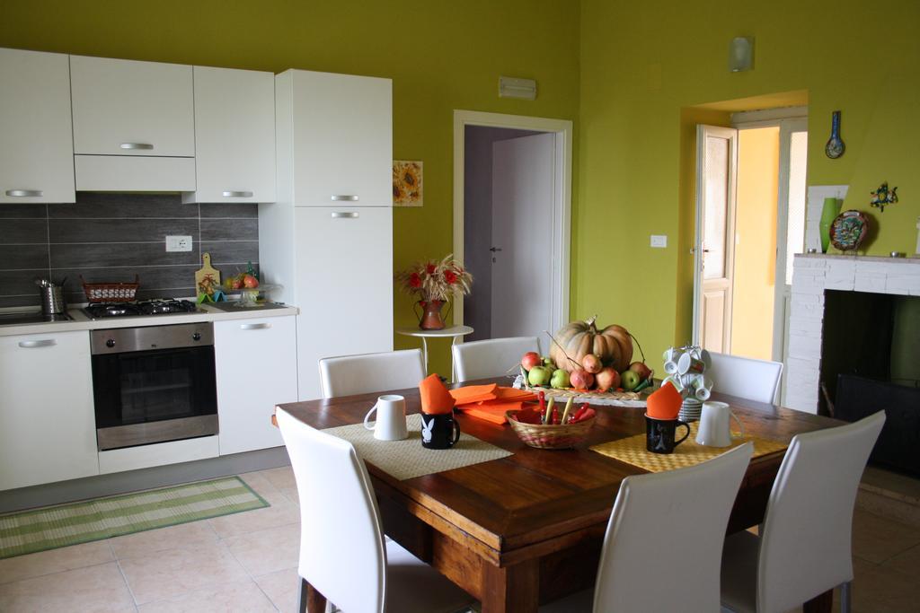 Collecorvino B&B La Casa In Campagna מראה חיצוני תמונה